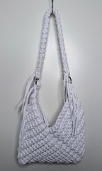 Håndlaget skulderveske med knutedetaljer